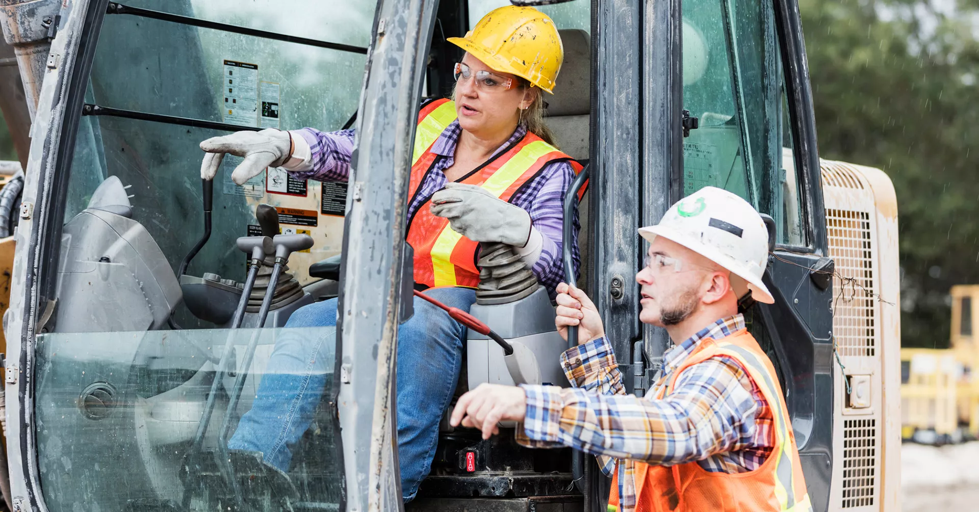 Essential Insights on Hiring a Manhattan General Contractor for Your Project