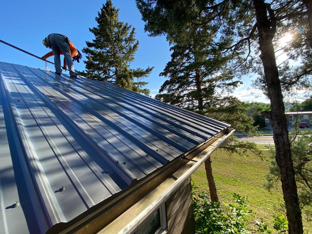 Expert Metal roofing Calgary Installation for Modern Homes