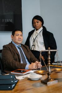 pexels-sora-shimazaki-5668806